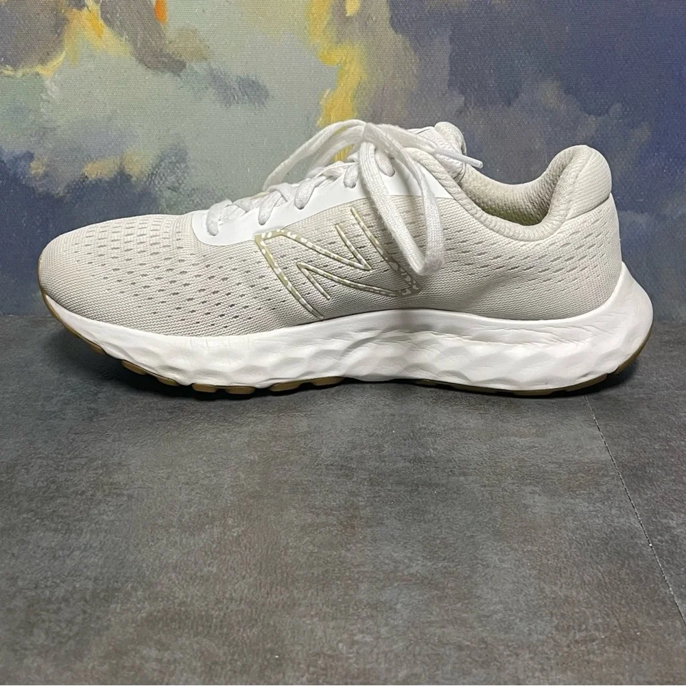 New Balance 520V8  Women's White Running Shoes Size 7.5B - Picture 12 of 16
